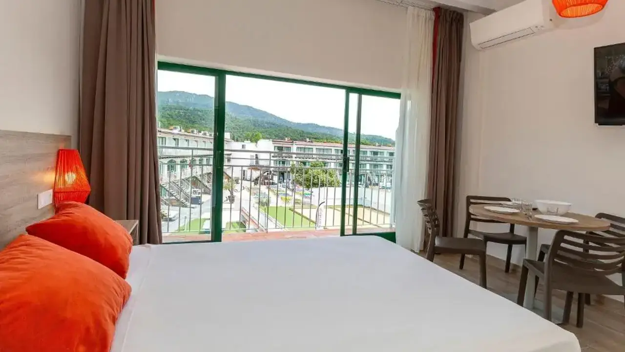 Medplaya Aparthotel Sant Eloi