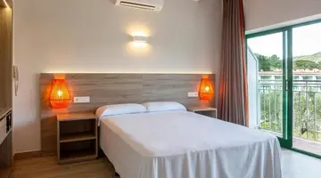 Medplaya Aparthotel Sant Eloi