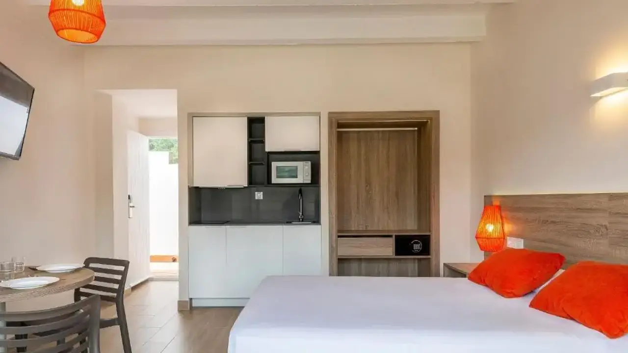 Medplaya Aparthotel Sant Eloi