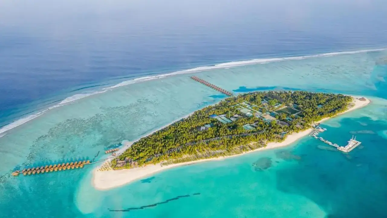 Meeru Island Resort & Spa