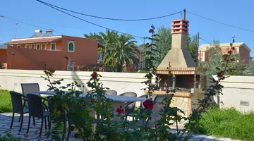 Megali Luxuries