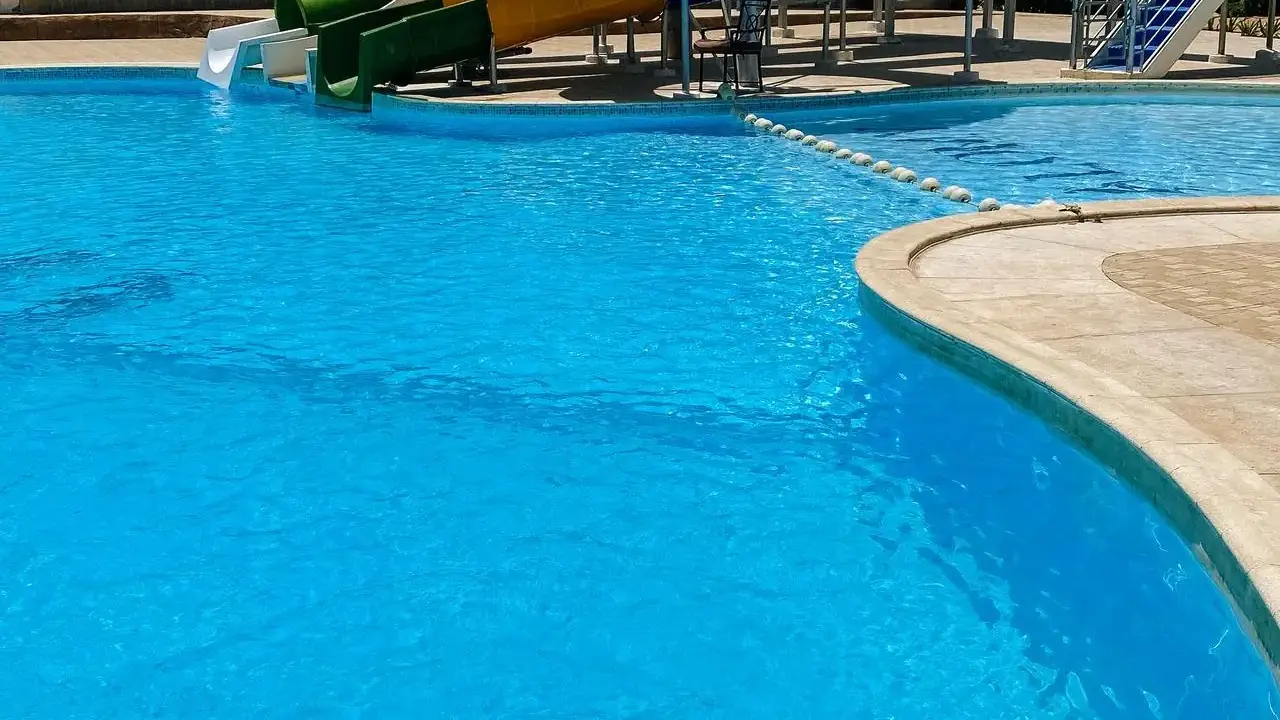 Megan Halomy Hotel