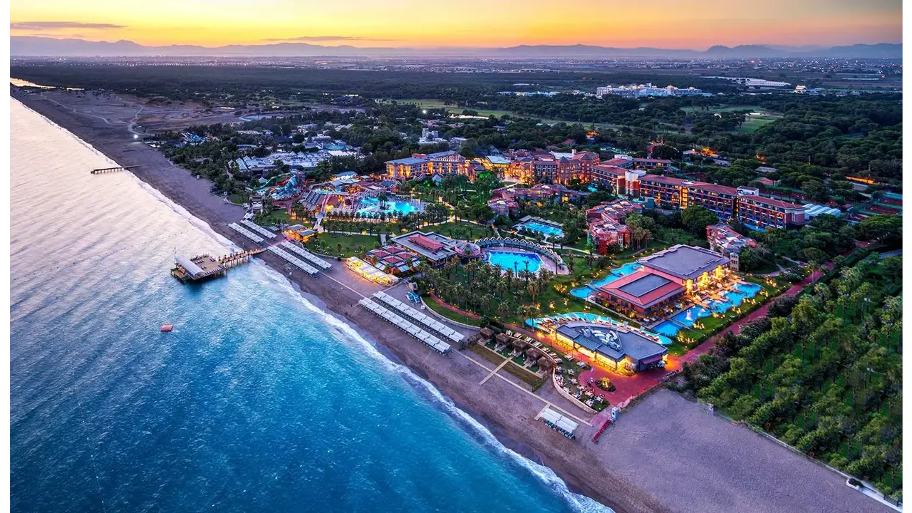 MEGASARAY CLUB BELEK