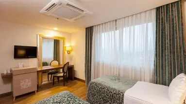 Melas Lara Hotel
