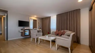 Melas Lara Hotel