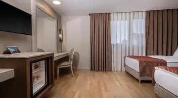 Melas Lara Hotel