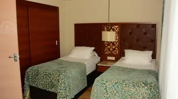 Melas Lara Hotel