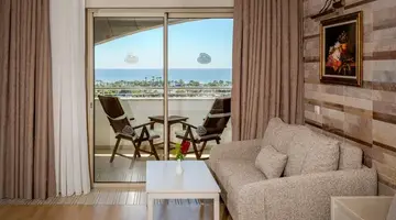 Melas Lara Hotel