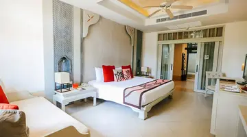 Melati Beach Resort & Spa Hotel 5