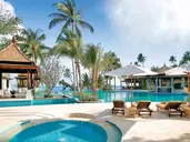 Melati Beach Resort & Spa Hotel 5