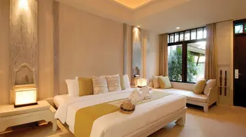 Melati Beach Resort & Spa Hotel 5