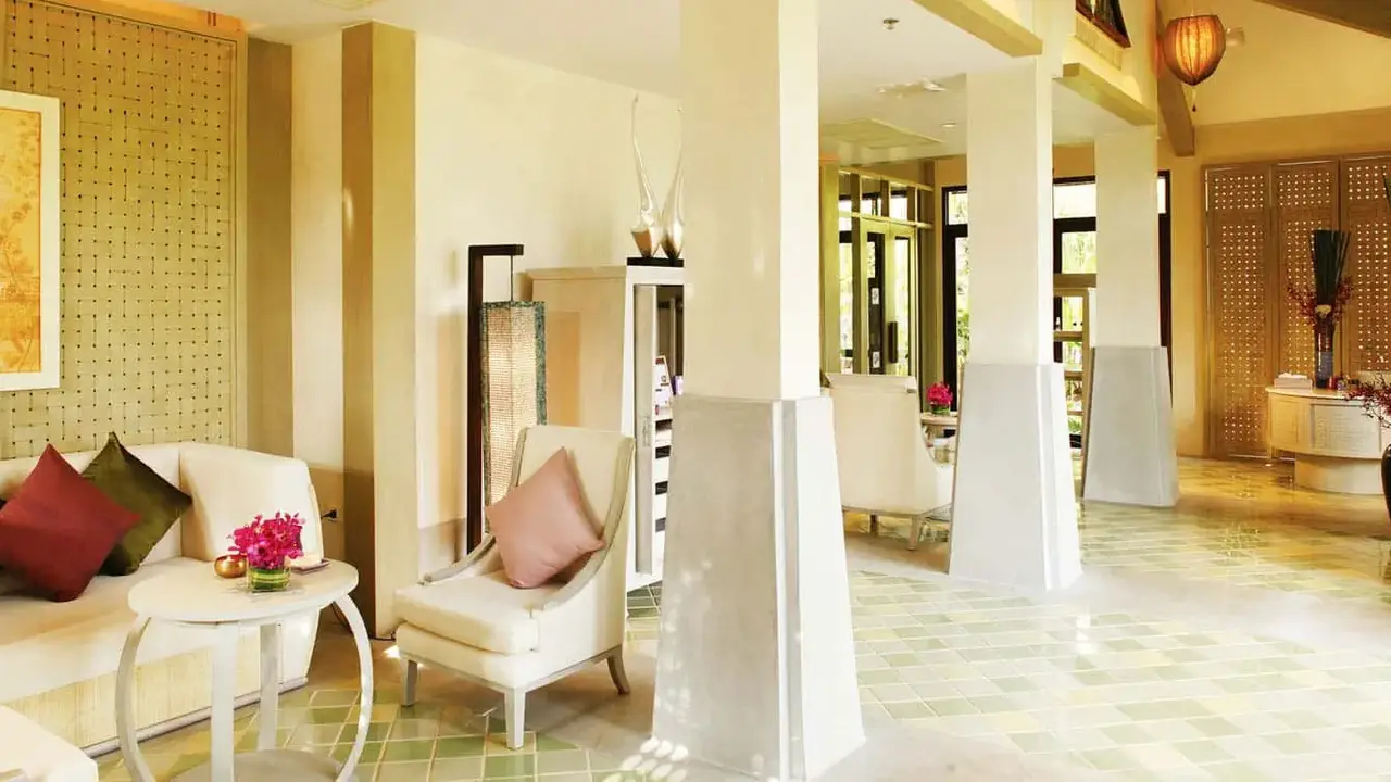 Melati Beach Resort & Spa Hotel 5