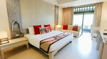 Melati Beach Resort & Spa Hotel 5