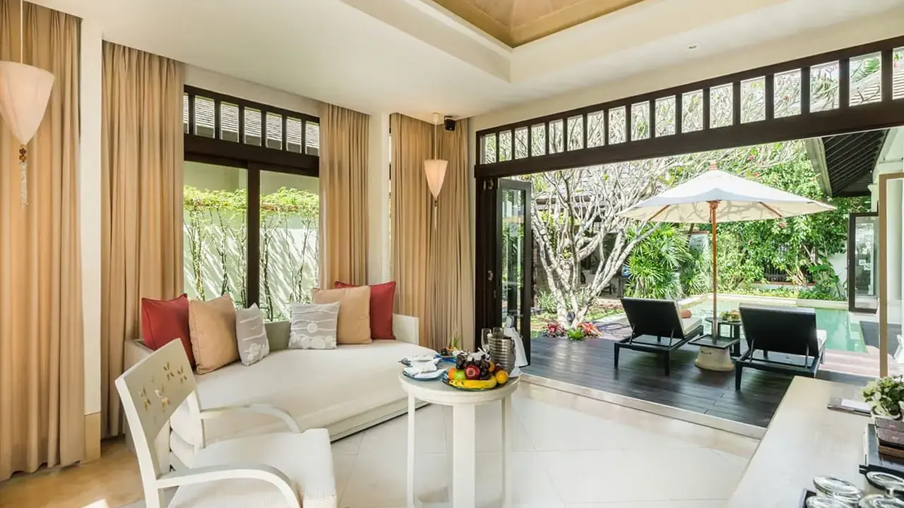 Melati Beach Resort & Spa Hotel 5