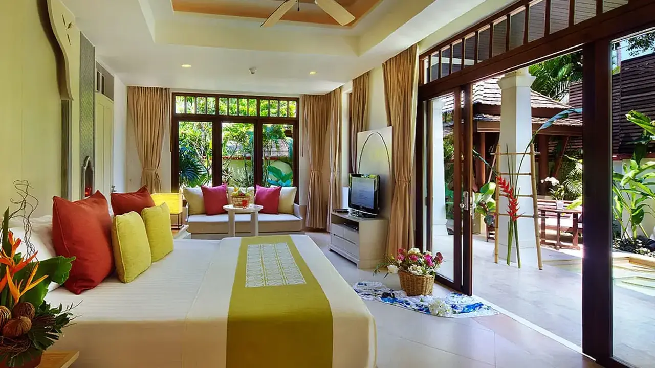 Melati Beach Resort & Spa Hotel 5
