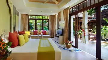 Melati Beach Resort & Spa Hotel 5