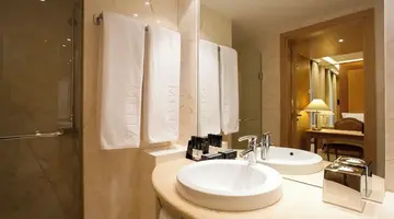 Melia Athens