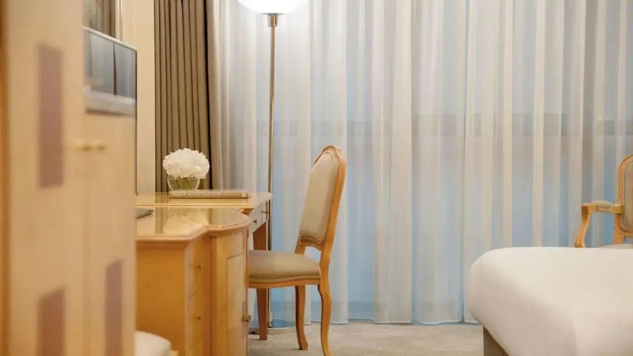 Melia Athens