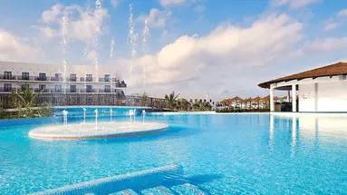 Meliá Dunas Beach Resort & Spa