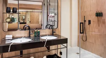 Melia Granada