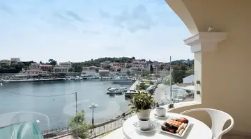 Melina Bay Boutique Hotel