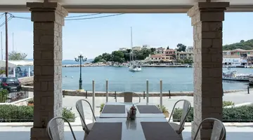 Melina Bay Boutique Hotel