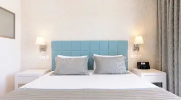 Melina Bay Boutique Hotel
