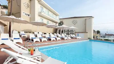 Melina Bay Boutique Hotel