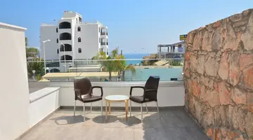 Melini Hotel Suites