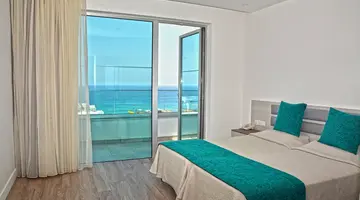 Melini Hotel Suites