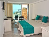 Melini Hotel  Suites