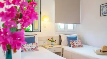 Melissa Apartments