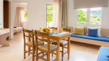 Melissa Apartments