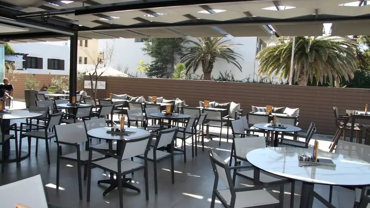 Meliton Inn Hotel and Suites