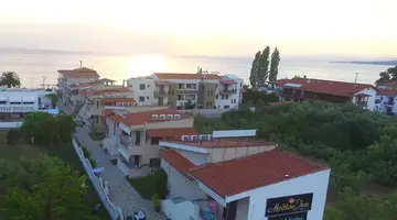 Meliton Inn Hotel and Suites