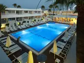 Melpo Antia Hotel & Suites