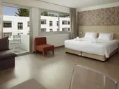 Melpo Antia Hotel & Suites