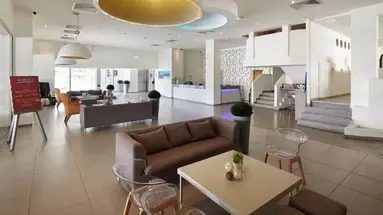 Melpo Antia Hotel & Suites