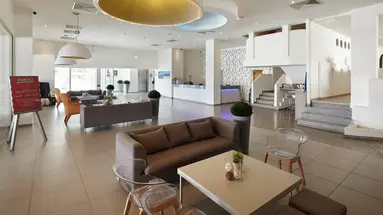 Melpo Antia Hotel & Suites
