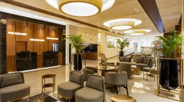 Melpo Antia Hotel & Suites