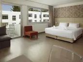 MELPO ANTIA HOTEL & SUITS
