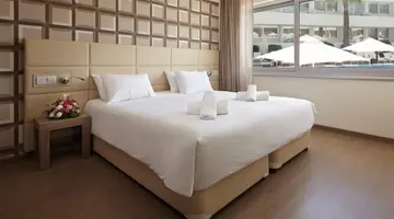 MelpoAntia Luxury Apartments and Suite