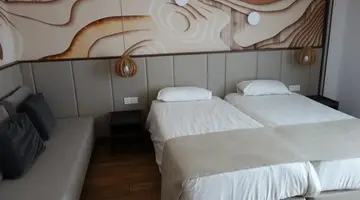 MelpoAntia Luxury Apartments and Suite