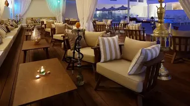 MelpoAntia Luxury Apartments and Suite