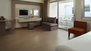 MelpoAntia Luxury Apartments and Suite