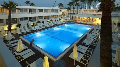 MelpoAntia Luxury Apartments and Suite