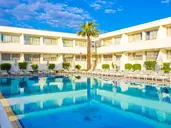 MelpoAntia Luxury Apartments and Suite