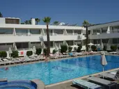MelpoAntia Luxury Apartments and Suite