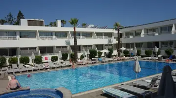 MelpoAntia Luxury Apartments and Suite