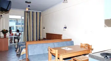 Melrose Hotel